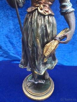 Petrolejová lampa, figurální - 10