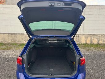 VW Passat R-Line - - 10