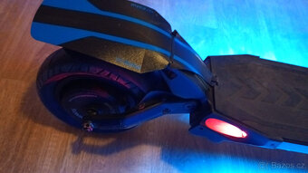 KAABO MANTIS 10 ECO 800W CZ, ZÁRUKA 3 měsíce, FAKTURA, PNEU - 10