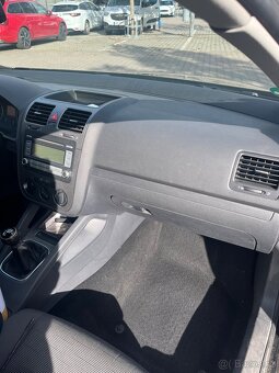 VW Golf 5, 1.4 16V - 10