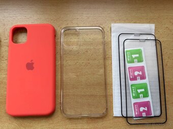 iPhone 11 white 64gb - top stav - 10