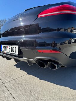 Porsche panamera e-hybrid - 10
