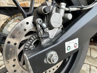 Aprilia Tuono 125 8400km - 10