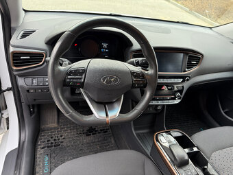 Hyundai IONIQ elektro 28kWh najeto 54T km DPH - 10