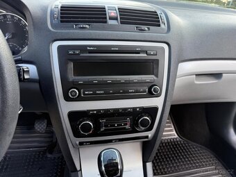 Škoda Octavia 1.4tsi 90kw 3/2012 výhřev sedaček jen 149km - 10
