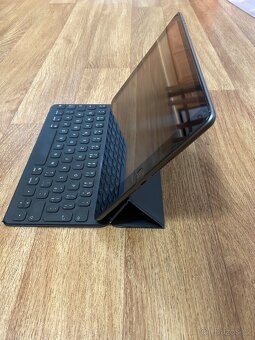 Apple Ipad 7 generace - 10