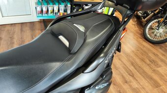 Yamaha X-Max 400 - 10