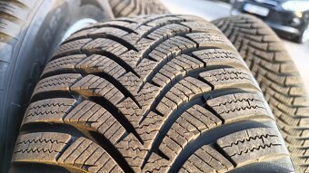 195/60 R15 88T
Hankook W452 Ford Focus MK1 - 10