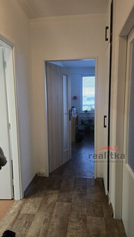 Pronájem hezkého, velkého bytu 3+1, 72m2, s lodžií, Opava, u - 10