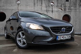 Volvo V40 T2 1.6L Momentum - 10
