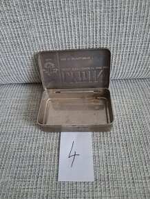 starožitné krabice od cigaret + 1 od pastilek - 10
