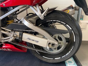YAMAHA YZF R6 - 10