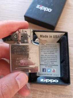 zapalovač Zippo Saxophone Jazz man - 10