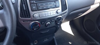 Hyundai i20 1.2i 2013 - 10