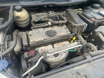 Prodám Peugeot 206 - 10