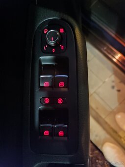 Volkswagen SHARAN - 10