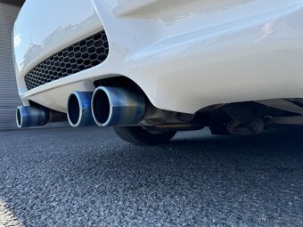 BMW E92 M3 - Manuál - 10