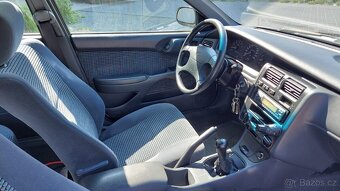 Toyota Carina E 1.8, 178tis km, výhřev čel. skla, el. šíbr - 10