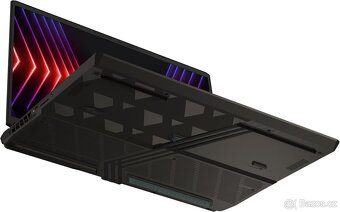 16" 240HZ 2K_MSI VECTOR 16 HX_i9-14900HX_32GB_RTX 4060 8GB - 10