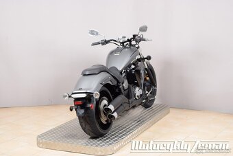 Yamaha XVS 1300 Stryker 2014 - 10