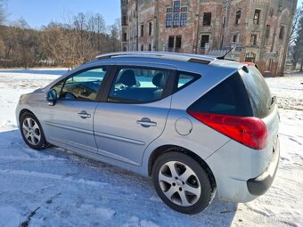 Peugeot 207 - 10