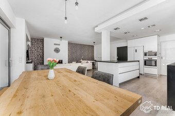 Prodej rodinný dům, 228 m2 - Brno - Líšeň, ev.č. 00949 - 10