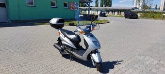 Skútr Yamaha Cygnus 125 - 10