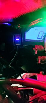 Yamaha YZF-R1 - 10