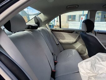 Mercedes Benz C 180 Elegance - 10