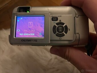 Olympus C 350 ZOOM - 10
