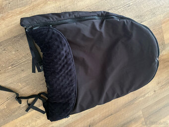 Thule Urban Glide 2 black + příslušenství - 10