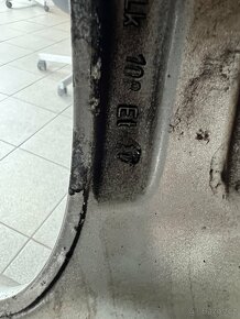 Sada ALU kol 5x108 R16 se zimními pneu 215/50R16 - 10