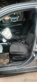Mitsubishi ASX 1.8 Di-D Havarované - 10