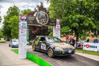Predám Hondu Civic 6g K20 závodný špeciál - 10