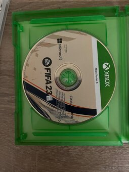 FIFA 23 Nintendo Switch a FIFA 23 Xbox Series X - 10