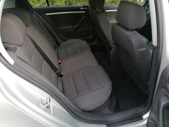 Volkswagen Golf 2,0 TDI 143tkm - 10