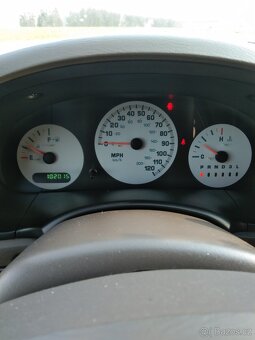2003 Dodge Grand Caravan 3.3 V6 7 míst sleva - 10