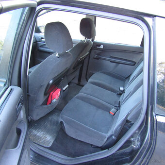 Ford Focus C-MAX 1,6i 85kw, SERVIS ZA 16 000kč - 10