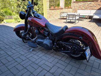 Harley-Davidson FLS Softail Slim S -Stavba - 10