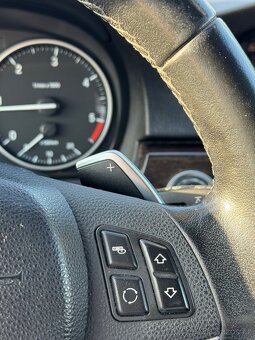 BMW 320D 2011 - 10