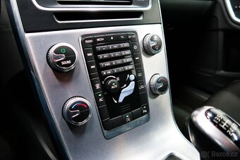 Volvo V60 D3 110 kW, ZÁRUKA, TAŽNÉ, NAVIGACE, MANUÁL - 10