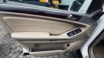 Mercedes Benz GL 350 CDi 4 Matic FACELIFT 7.míst CZ AMG - 10