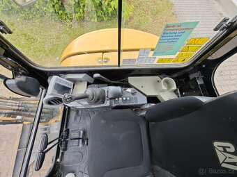 Pásový minibagr CAT 304 E - 10