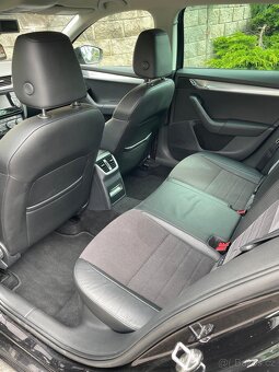 Skoda Octavia III combi 2.0 Tdi 110kW DSG ELEGANCE - 10