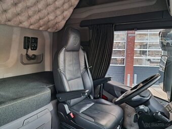 Scania R560 6x2 / Full air / PTO / Super - 10