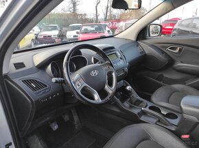 Hyundai ix35 4x4 - PĚKNÝ STAV - 10