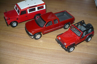 Model,auto,8 modelů 1:18 + 5 modelů zdarma. - 10