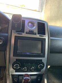 Chrysler 300c 5,7hemi AWD, tažné, LPG, po servisu - 10