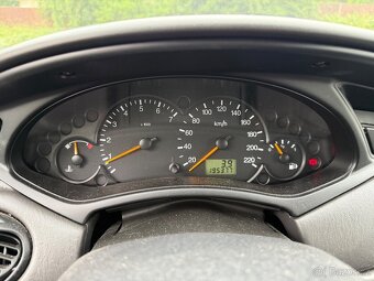 Ford Focus 1.6 16V 74kw 2005 STK - 10
