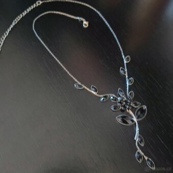 - - - Různé - - - - 10